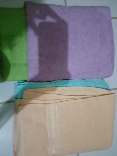 Rc Handuk Mandi Merah Putih Ukuran 70x135cm Paket Isi 4pcs / Handuk Mandi Dewasa Motif Polos