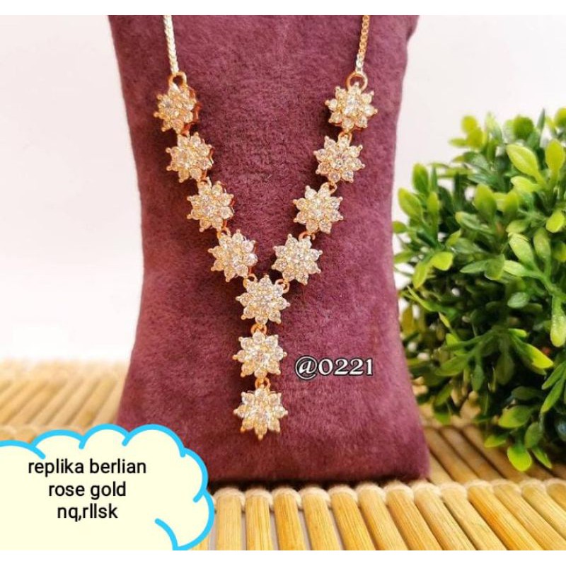 Kalung Tura berlian replika / replika berlian eropa/lapis emas 18k