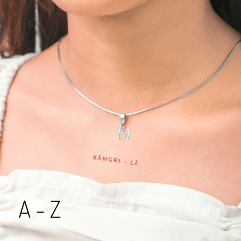 Kalung Liontin Huruf Wanita Pria A sampai Z Silver Cewek Laki Anti Karat Tidak Luntur