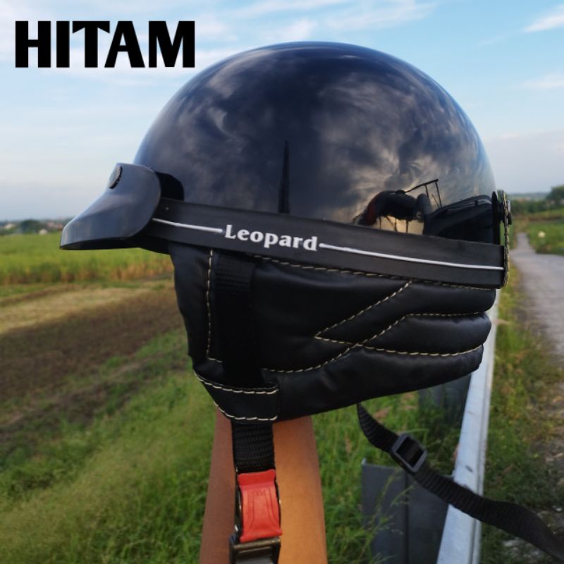 Leopard Helm