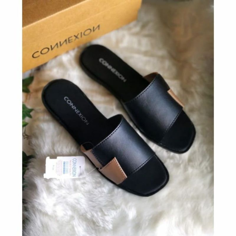 Sandal Teplek Model Selop Dua Warna Bahan Kulit Premium (Febby 01)