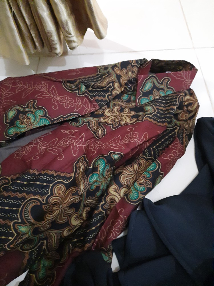 Kemeja Batik Prabu Bahan Katun Baturaden Reguler Fit A006