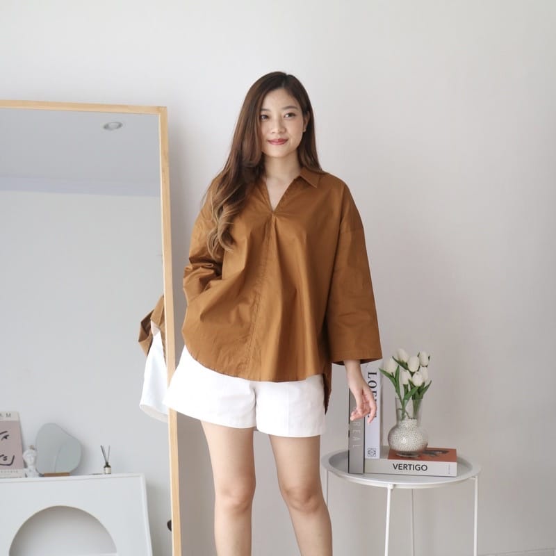 BEFAST - ZEC OOTD Wanita Blouse AIZURA / Vincci Oversize Blouse / Blouse Wanita / Atasan Blouse Perempuan / Blouse Leher V / Atasan Lengan Panjang / Terlaris / Termurah / Blouse Polos Casual / Blouse Formal