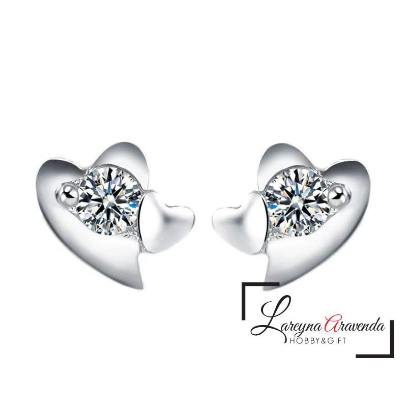 Anting Wanita Titanium Model Love Kristal Crystal Swarovski AT015