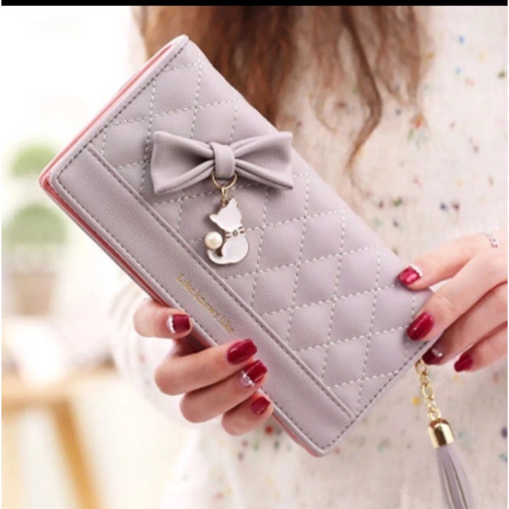 Dompet Allesha