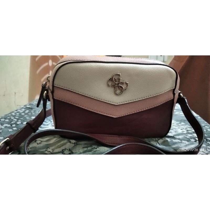 TAS GUESS ORI COUNTER PRELOVED