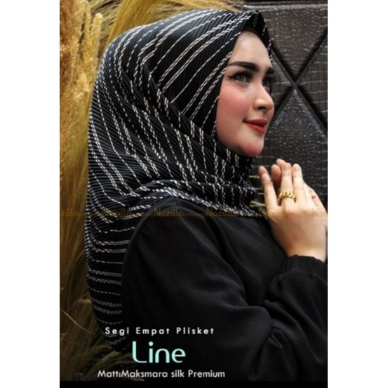 Jilbab Segi Empat Motif Plisket Polycatton Ori Nazilla