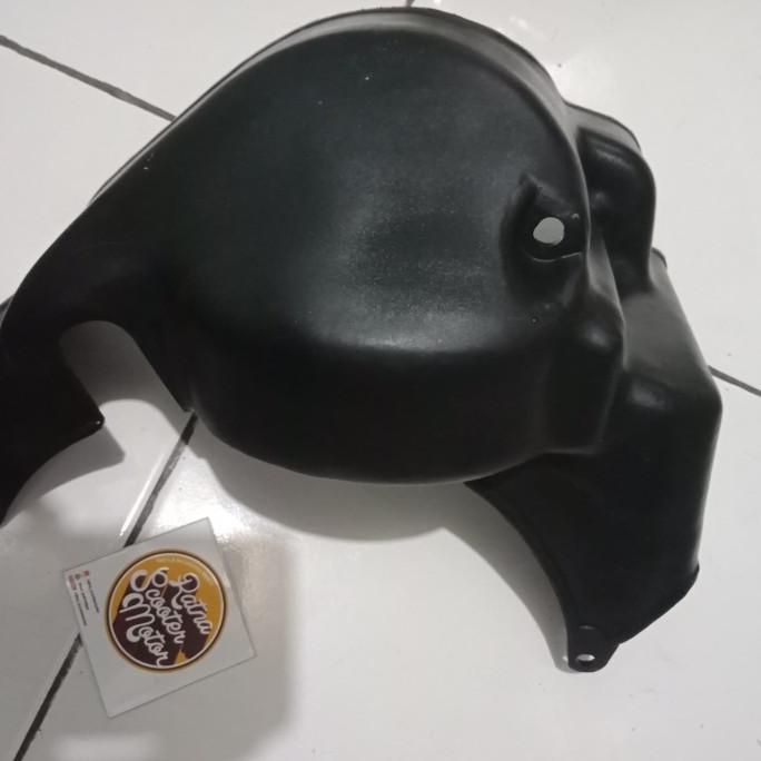 ORIGINAL - tutup mesin bawah vespa excel exclusive merk danmotor