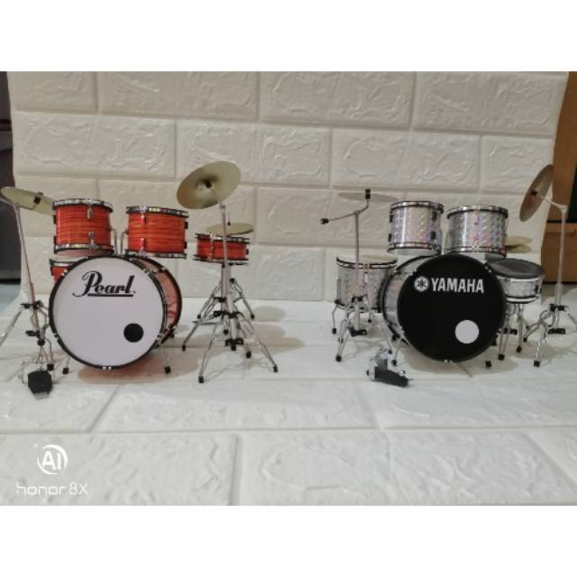 Mainan pajangan drum miniatur