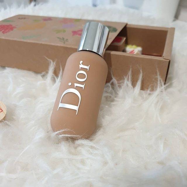 DIOR Backstage foundation