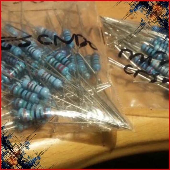 

R 1/2watt 1% mini/crescendo