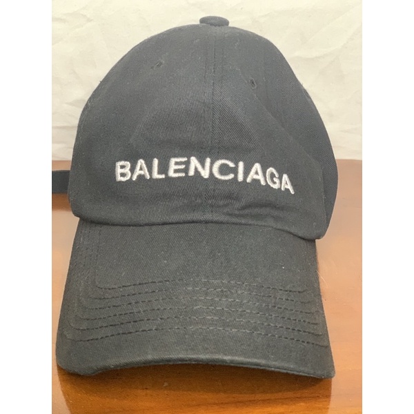 topi balenciaga second brand