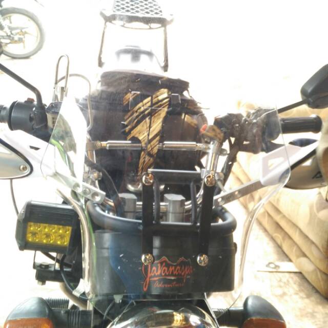 Braket dudukan visor suzuki thunder 125