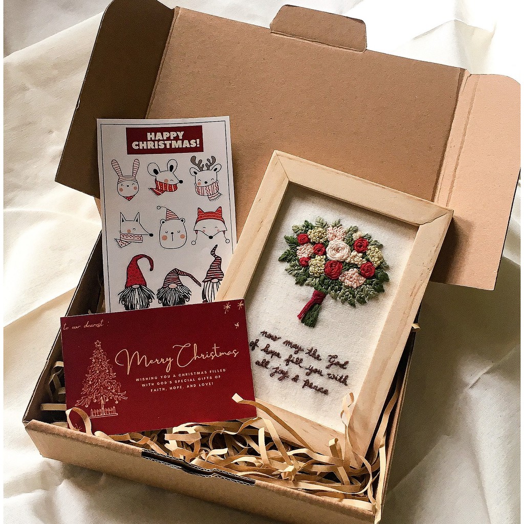 

FLOWER EMBROIDERY ART, CUSTOM EMBROIDERY ;KADO UNIK/WISUDA/GRADUATION GIFT/KADO ULTAH/KADO ANNIV