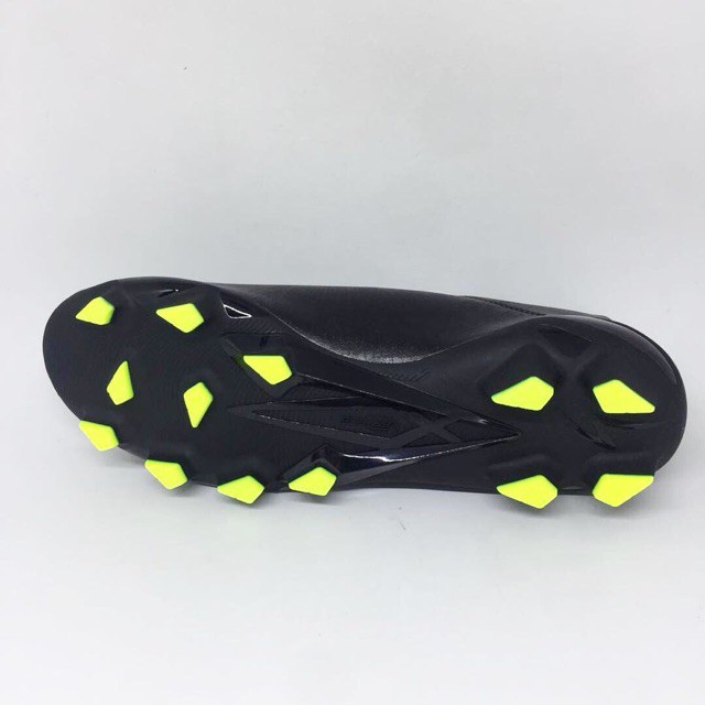 FASHION REMAJA MURAH TERLARIS MODERN UNIK / Kicosport Sepatu bola specs accelerator fury fg black