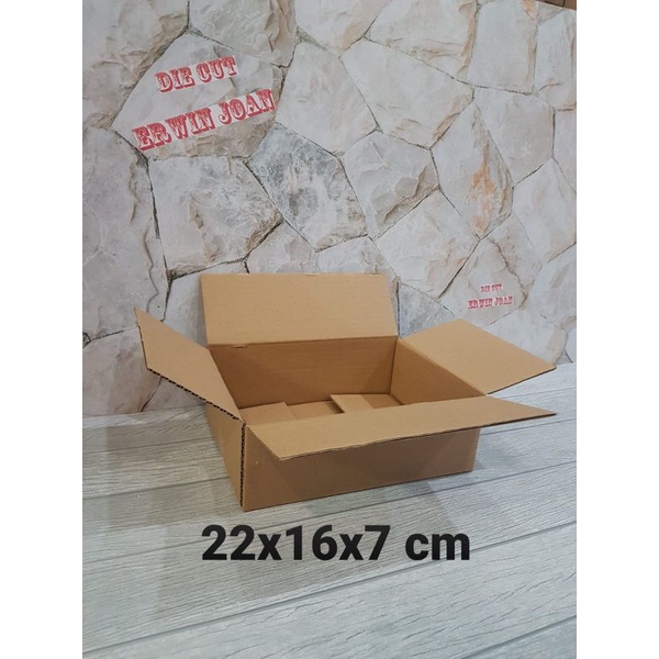 

Kardus / Box / uk. 22x16x7 cm / Karton packing polos baru ST