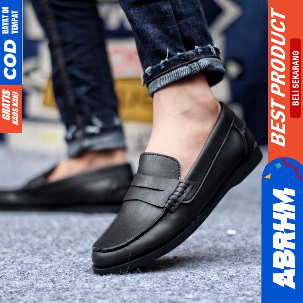 ABRHM x IRISH Sepatu Slip On Pria Kulit Pu Premium Sepatu Pria Casual Pantofel Kerja Kantor Kuliah Sepatu Kasual Semi Formal Gaya Santai Keren Kekinian Original Murah Terlaris