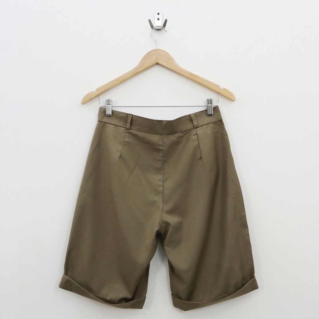 Belen short pants - Thejanclothes