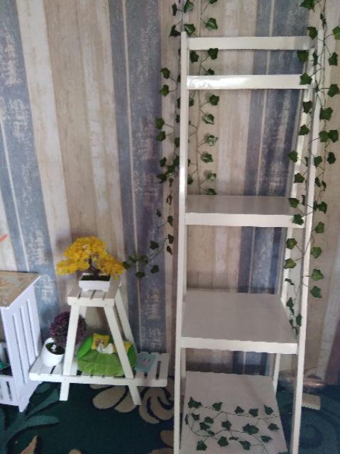 Rak Sudut Dekorasi Rumah