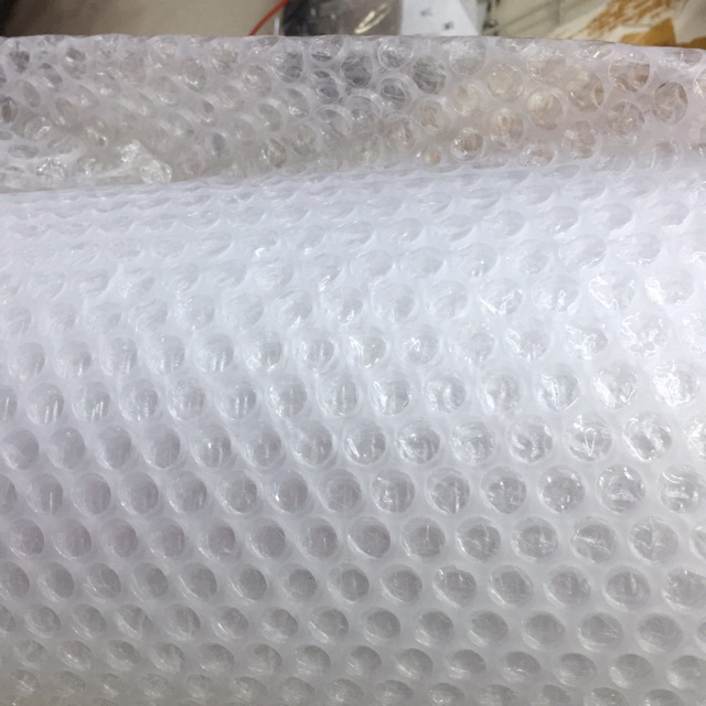 

Bubble wrap tambahan packing
