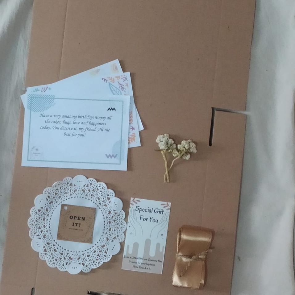

Serbu [ GIFT BOX ORGANDI ABU + GREETING CARD CUSTOM ] KOTAK KADO / BOX KADO / KOTAK ULANG TAHUN Tren terbaru