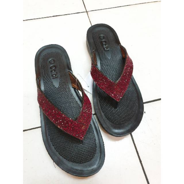 Sendal jepit calbi rax