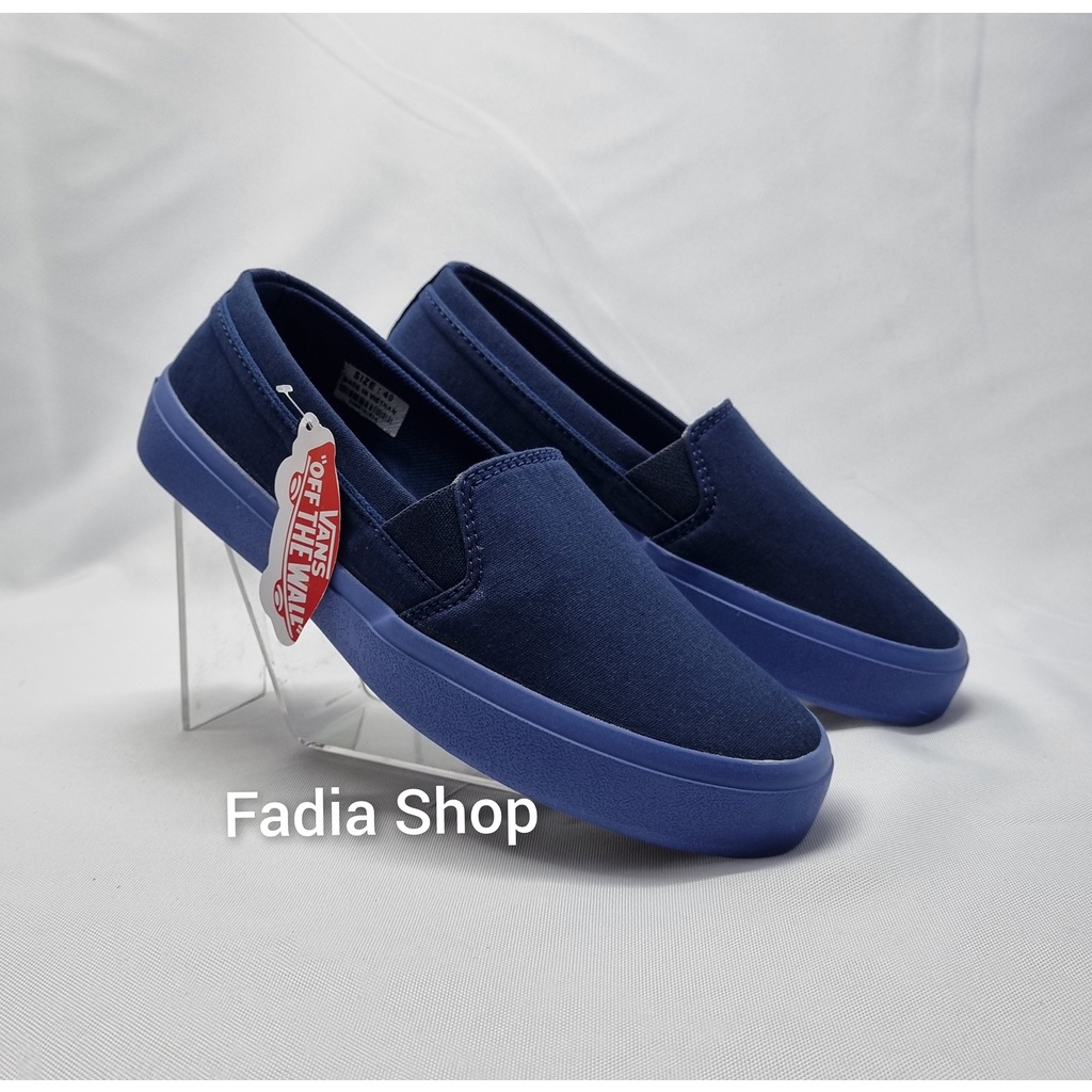 SEPATU SLIP ON PRIA DAN WANITA 017 NAVI NAVI.SEPATU PRIA.SEPATU WANITASEPATU KERJA.SEPATU SANTAI