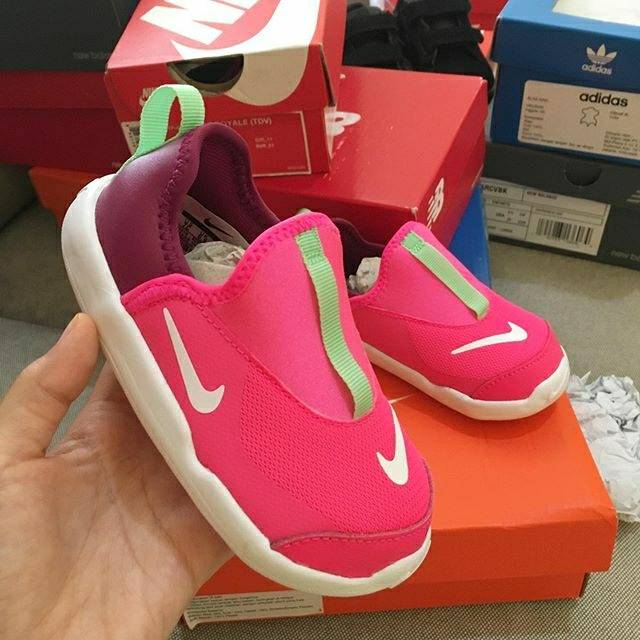 sepatu nike baby