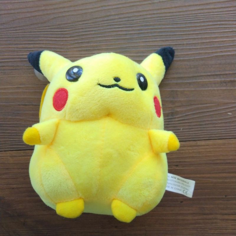 Boneka Pokemon Pikachu