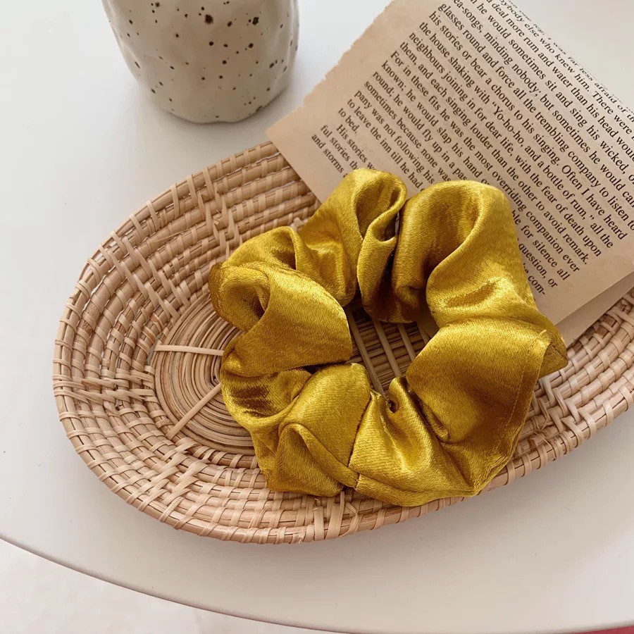 Ikat Rambut Satin Scruchie Fashion Korea [x]-Kuning