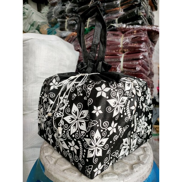 Tas hajatan Serut Batik Kupu uk.22x22