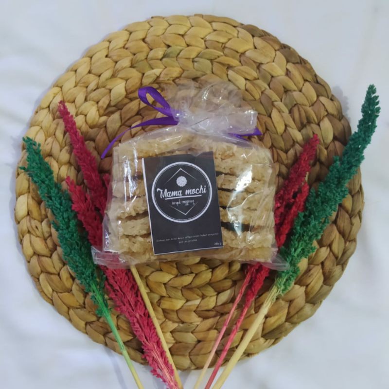 

Rengginang Ketan Asli Ukuran Besar (250g)