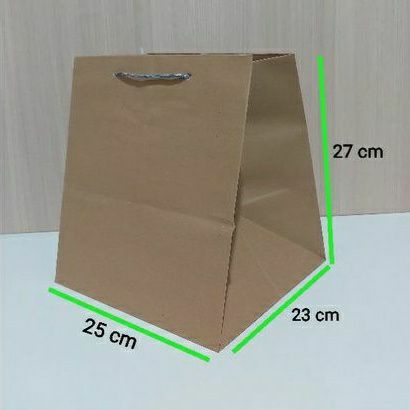 

Paperbag Polos Coklat Kotak Nasi 22 Size 25 x 23 x 27 (P x L x T)