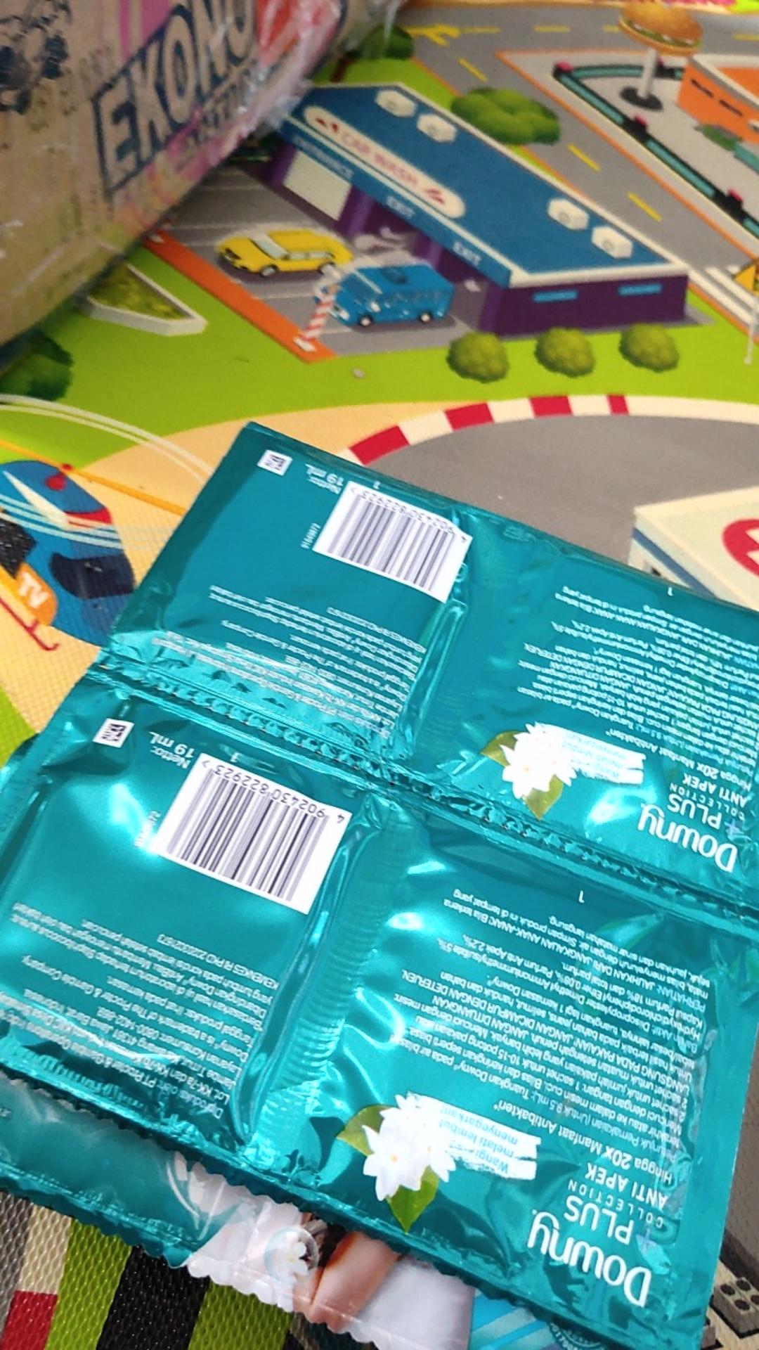 Downy Anti Apek Renceng @500 Sachet (1 Renceng Isi 24 Pcs)