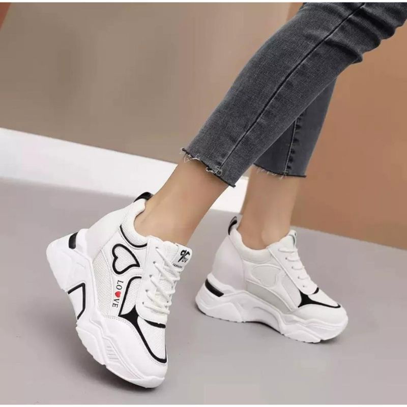 Sepatu wanita fashion sneakers JintuLove/sepatu sneakers tali trendy termurah bisa cod kekinian/sepatu wanita jalan santai trendy/sepatu wanita sneakers santai jalan trendy