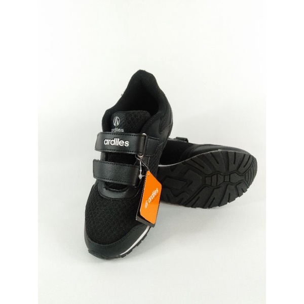 Sepatu ardiles anak sekolah