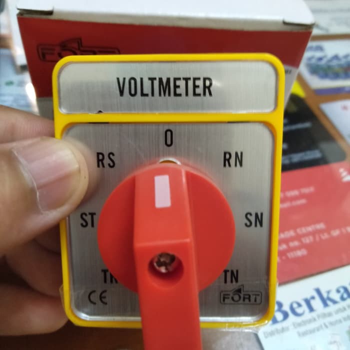 Voltmeter Selector SFT20-7 Position / 7 Posisi