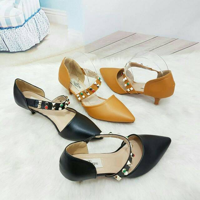 Sepatu Tumit Wanita Valentino 2772