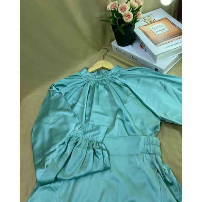 Extu Bella Silk One Set Rok