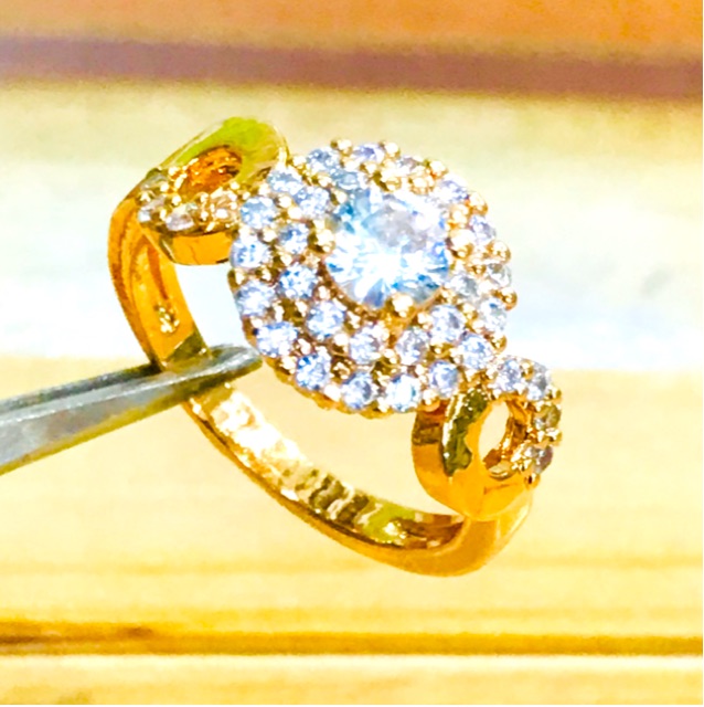 Cincin wanita / cincin replika berlian / cincin lapis emas / perhiasan pengganti emas