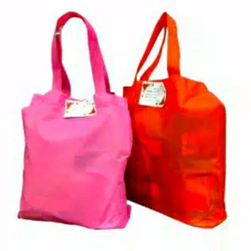 

Tas Spunbond Polos 38x45 cm Bingkisan Hajatan Goodiebag