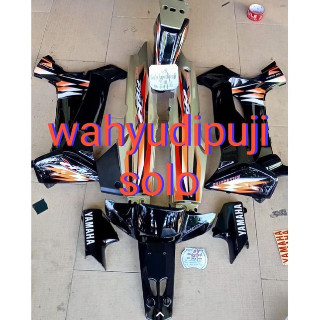 body bok kap  f1zr fizr millenium, dualtone, biru putih, merah putih