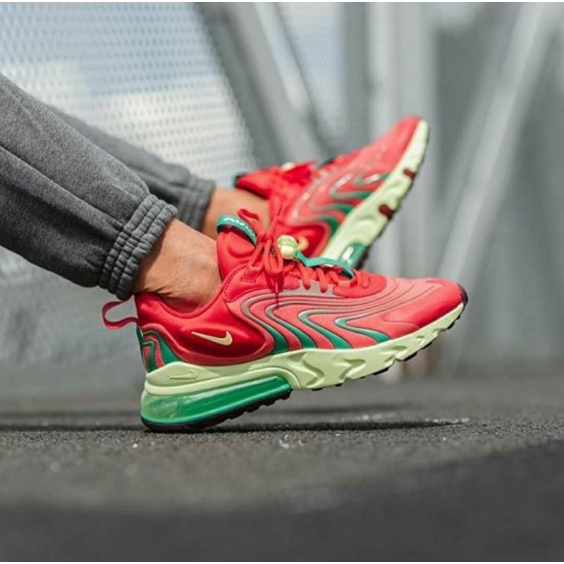 air max 270 react red black