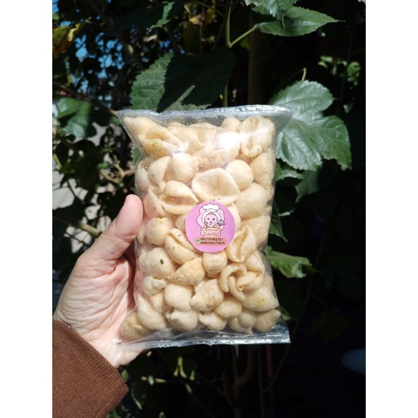 

KERUPUK KERANG ASIN JERUK PURUT/MAKANAN/CEMILAN /JAJANAN/SNACK