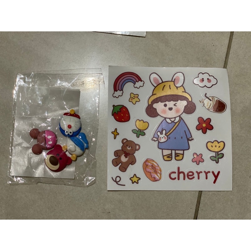 

4pcs Stiker Botol Air Vacuum Flask Desain Kartun 3d Tahan Air Untuk Notebook