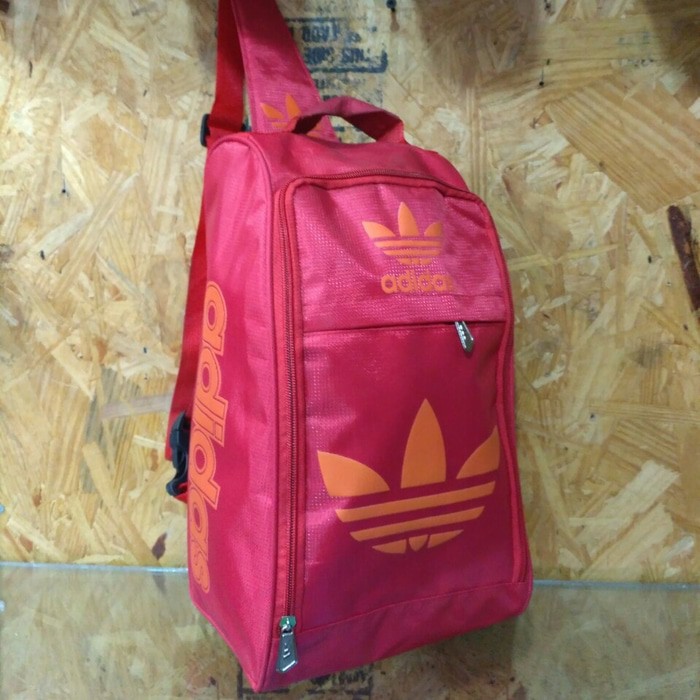 Tas Sepatu Futsal / Bola Adidas Terbaru