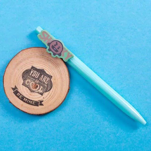 

Pulpen BTS boneka BT21