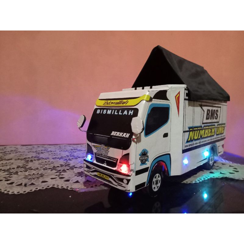 truk oleng, miniatur truk oleng, miniatur, miniatur truk, truk, mobil oleng, truk oleng murah.