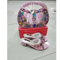 tas & sandal batu warna warni