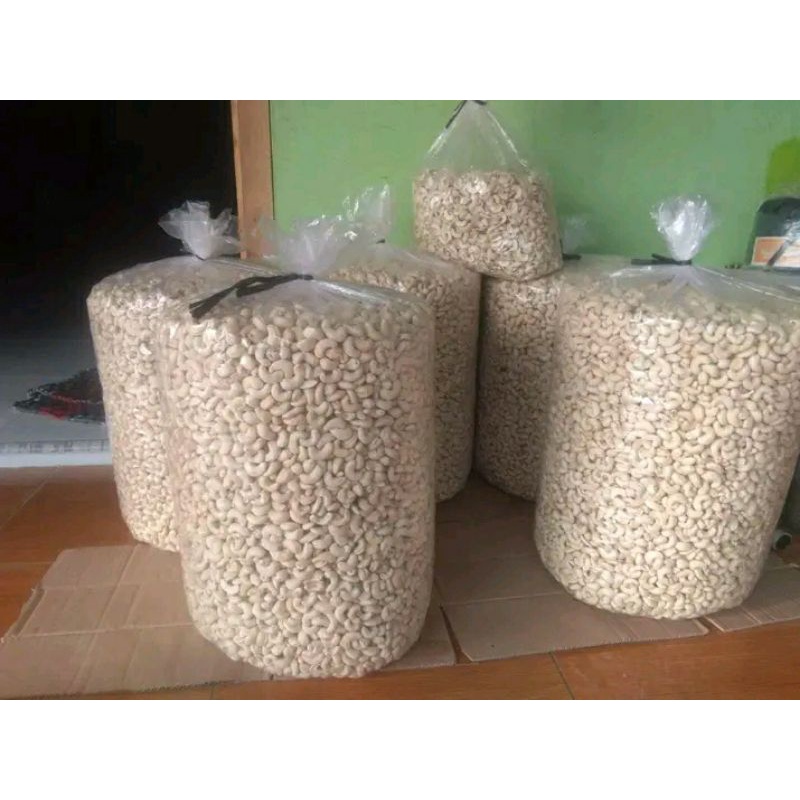 

MENTE KACANG MEDE MENTAH 150GRM ASLI WONOGIRI